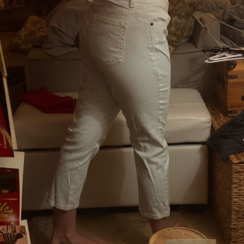 MK White Capri Pants